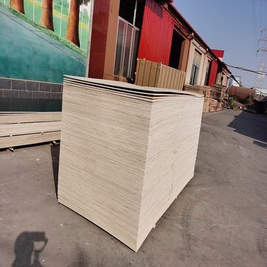 奧古曼木材價格解析與服裝服飾批發市場概況