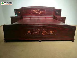 服裝服飾批發市場 價格、廠家、貨源與行業資訊全攻略